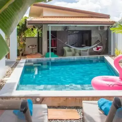 150 m from a paradise beach 3 bedrooms pool