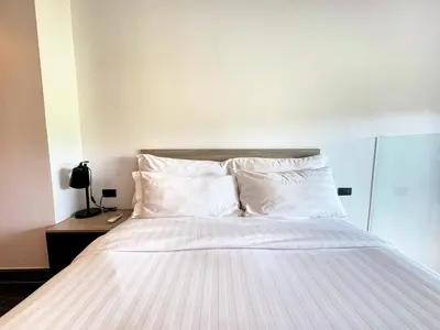 Gallery image of Utopia Loft Condo Naiharn Beach in Nai Harn Beach