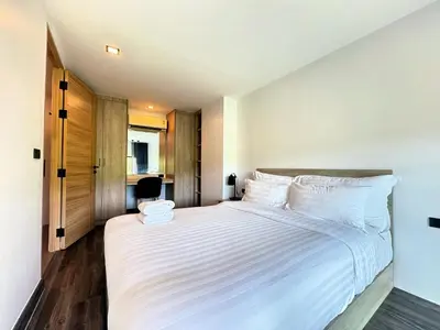 Gallery image of Utopia Loft Condo Naiharn Beach in Nai Harn Beach