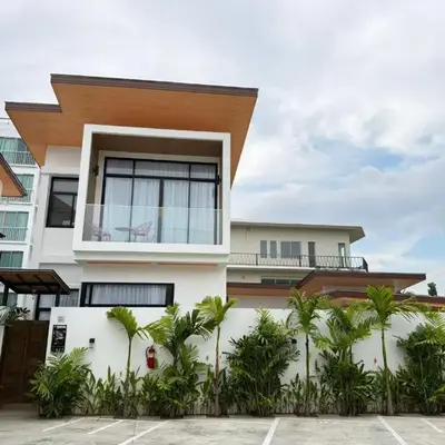 Goldena Residence Pool Villas