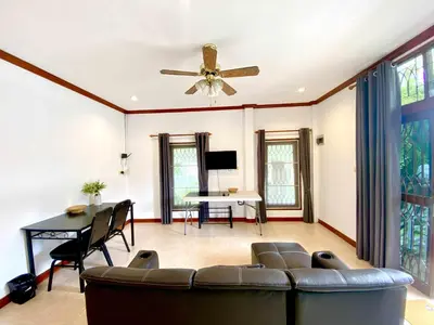 Gallery image of Bang Tao Beach Area 1-BR House A4 in Ban Thalat Choeng Thale