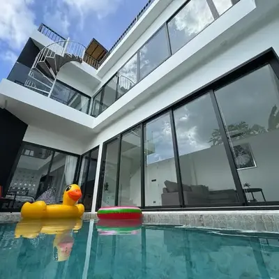 Brand new Luxury Pool Villa Seaview Rooftop