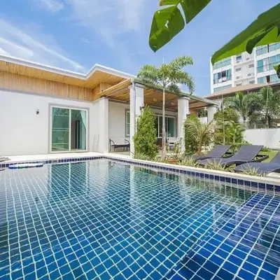 Villa with private pool in Kamala