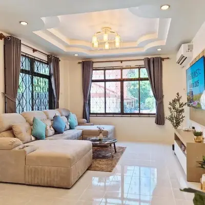 4 bedroom Lucky House Patong