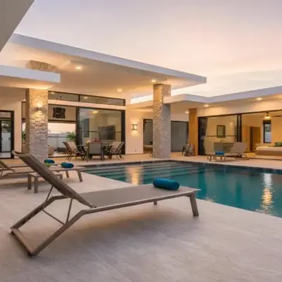 Stunning Pool Villa Curtis - 5 Bedrooms in the heart of Rawai