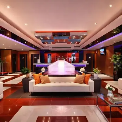 Studio Bangla Suite 304