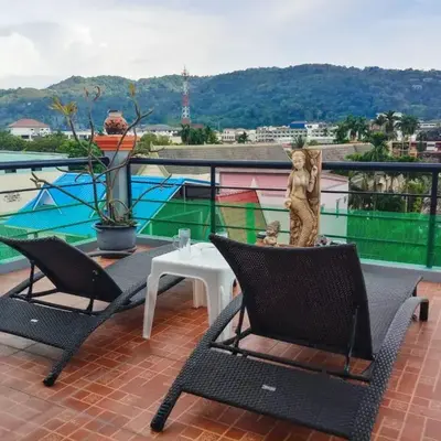 Kata Lina rooftop