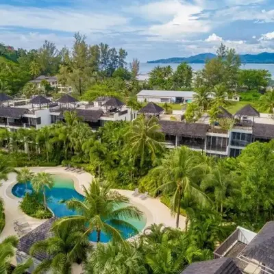 C254 Condo 2BR Pool View Short Walk to Beach
