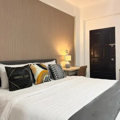 M2 Room For Rent