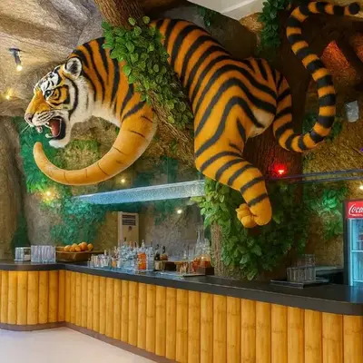 Tiger Complex Inn