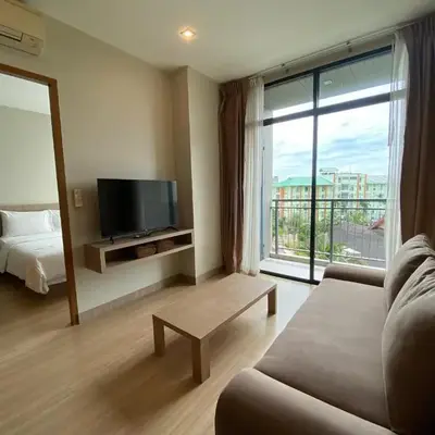 Apartments with access to Rama IX Park