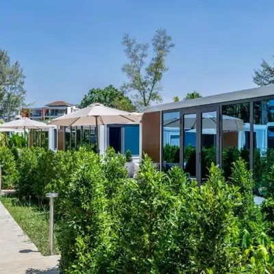 Apple House Bangtao Beach pool
