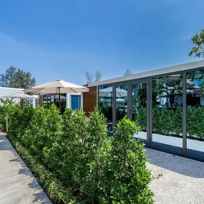 Apple House Stylish Seaside Retreat with Breakfast