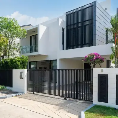 Luxury 5 bed Laguna Park no Pool