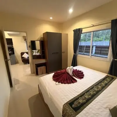 Cozy 2-Bedroom Place in a Quiet Area Nearby Beach