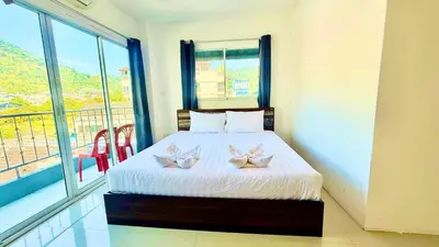 Gallery image of Silver Oaks Guest House in Patong Beach