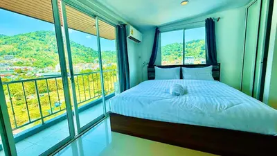 Gallery image of Silver Oaks Guest House in Patong Beach