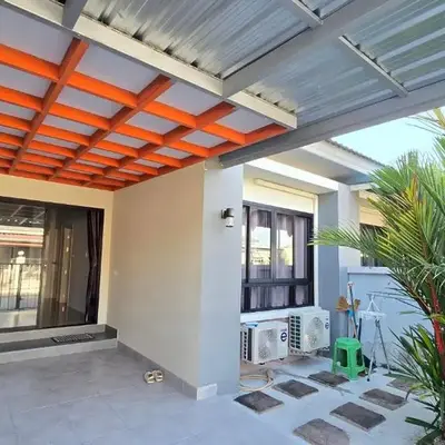 Joyful House Naiyang beach