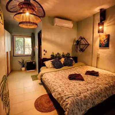 MILD ISLAND STAY ROOm