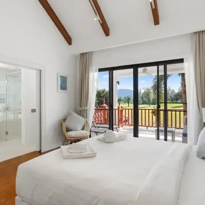 Coastal Villa on Fairway 3 Bedroom