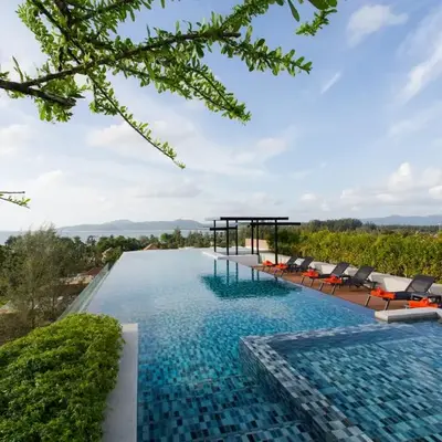 6th Avenue Surin Beach - Official Account
