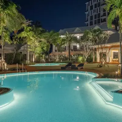 The Pe La Resort