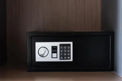 a microwave oven with a dial on the side of it at Casa Del M Patong Phuket in Patong Beach