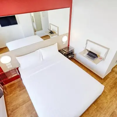 Easy Planet Phuket Patong