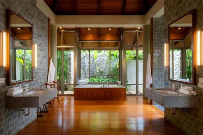 Gallery image of Villa Praison in Layan Beach