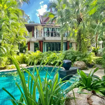 Villa in the Garden