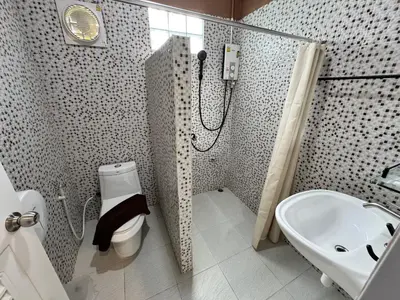 Gallery image of Naiyang Discovery Beach Resort in Nai Yang Beach