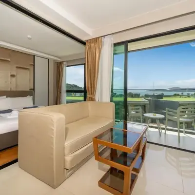 Panora sea view -modern facilities walk to beach