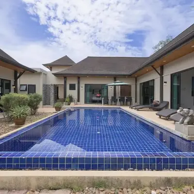 Queen Palm Villa