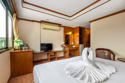Gallery image of JB Green Hotel Patong in Patong Beach