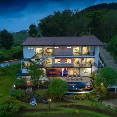 Villa Nap Dau Crown Private Pool Villa Phuket