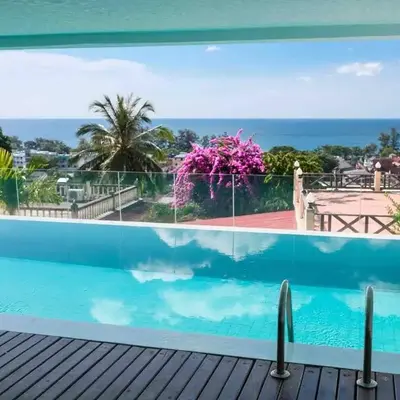 Large Penthouse 3BR with jacuzzi