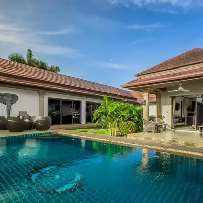 Garden bungalows 4br with private pool